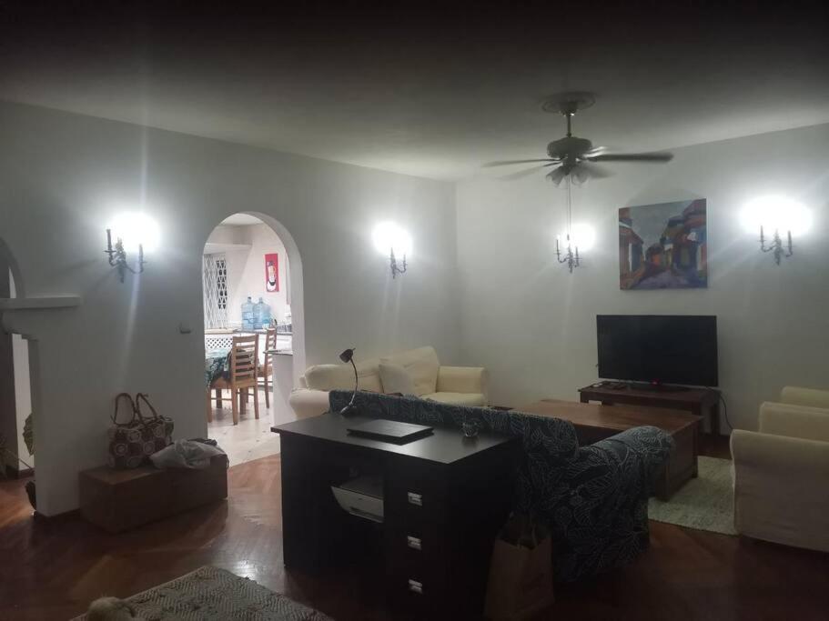 Artists House Family Unit Apartment Riviere Noire Exterior photo